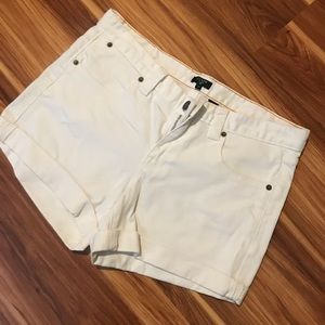 J. crew right White cuffed shorts STRETCH!
